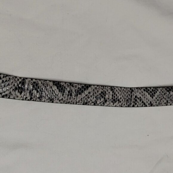 Chicos Gray Snakeskin Leather Skinny Belt L - Picture 4 of 12